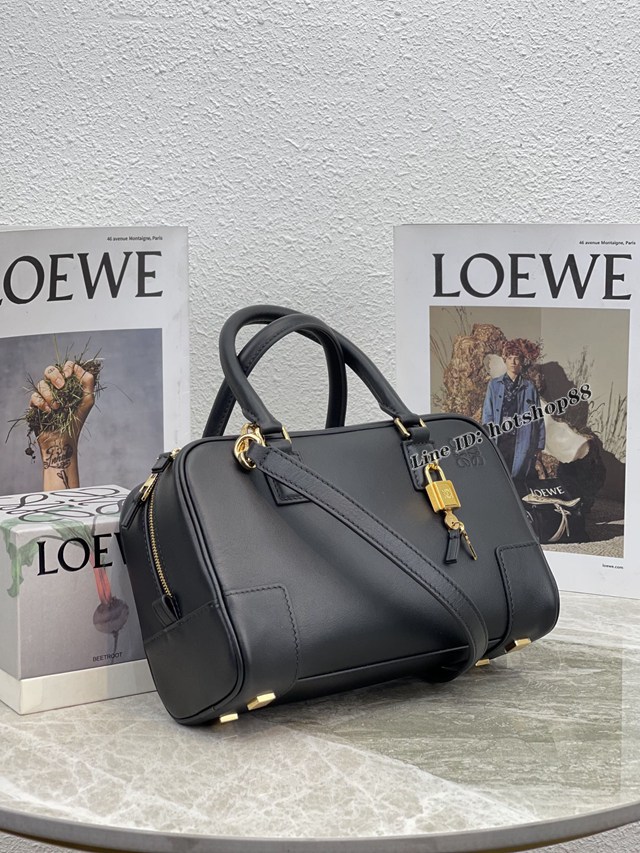 Loewe專櫃2022新款全皮純色手提肩背斜挎女包 羅意威大號Amazono手提包 10523 lyw1020